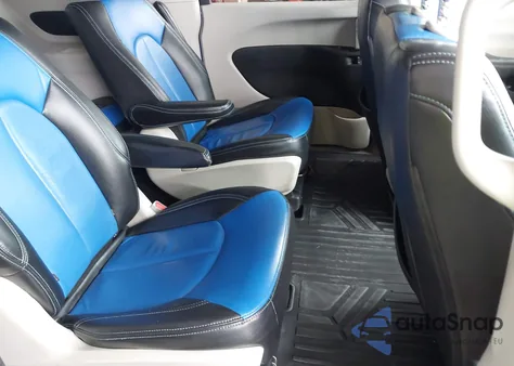 2018 Chrysler Pacifica Hybrid Touring Plus from USA, damaged, VIN 2C4RC1H74JR293589